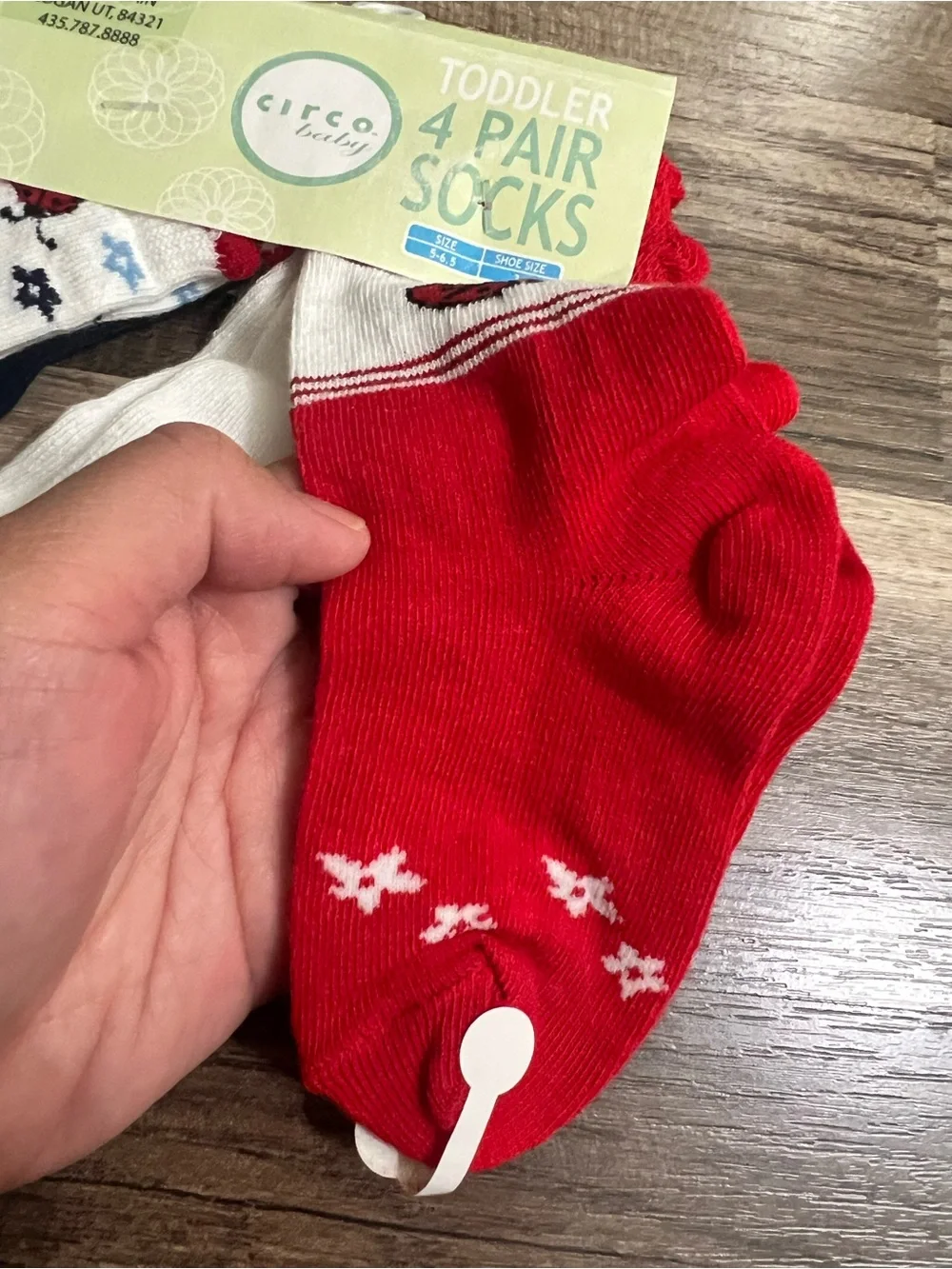 NWOT Circo Toddler 4-Pair Ladybug & Red Crew Socks
